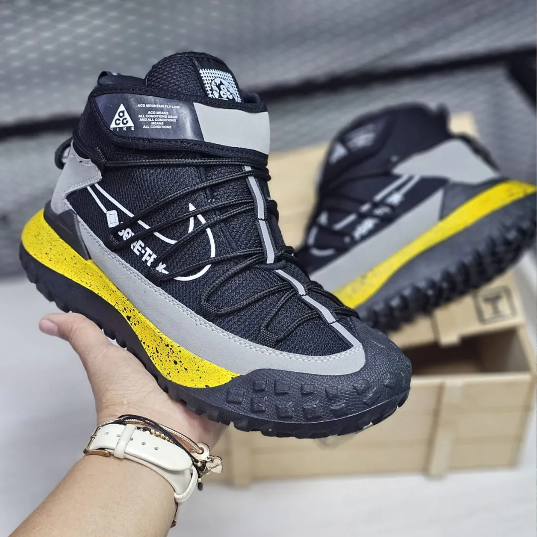 BOTA NIKE ACG: Experimenta la comodidad y el estilo inigualables - BOTA NIKE ACG