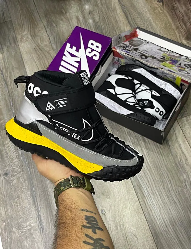 BOTA NIKE ACG: Experimenta la comodidad y el estilo inigualables - BOTA NIKE ACG