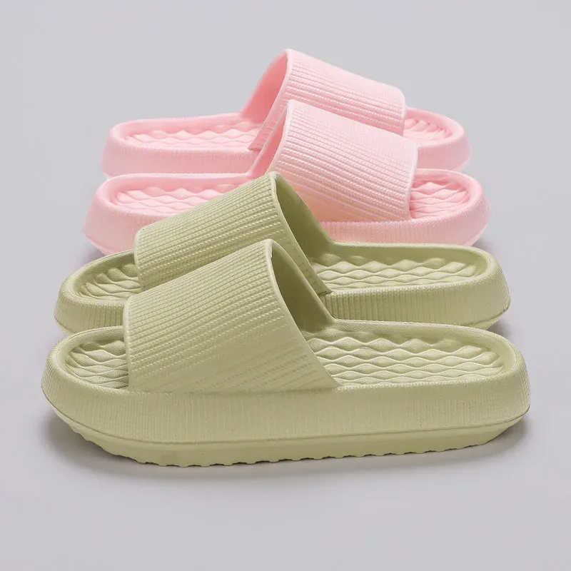 Pantuflas Suela Eva Unisex: Comodidad y Estilo para Todos - Pantuflas Suela Eva Unisex  Sticker