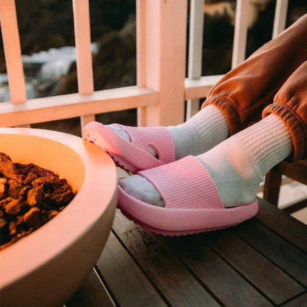 Pantuflas Suela Eva Unisex: Comodidad y Estilo para Todos - Pantuflas Suela Eva Unisex  Sticker