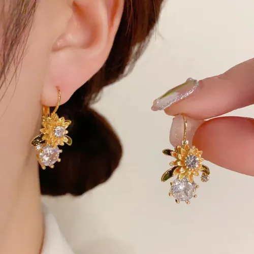 Aretes Girasol de Cristal: Elegancia y Encanto Radiante - Aretes girasol de cristal