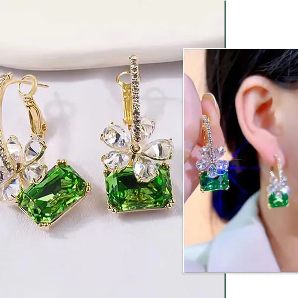 Aretes de Cristal con Forma de Regalo: Elegancia y Brillo en Cada Detalle - aretes de cristal con forma de regalo
