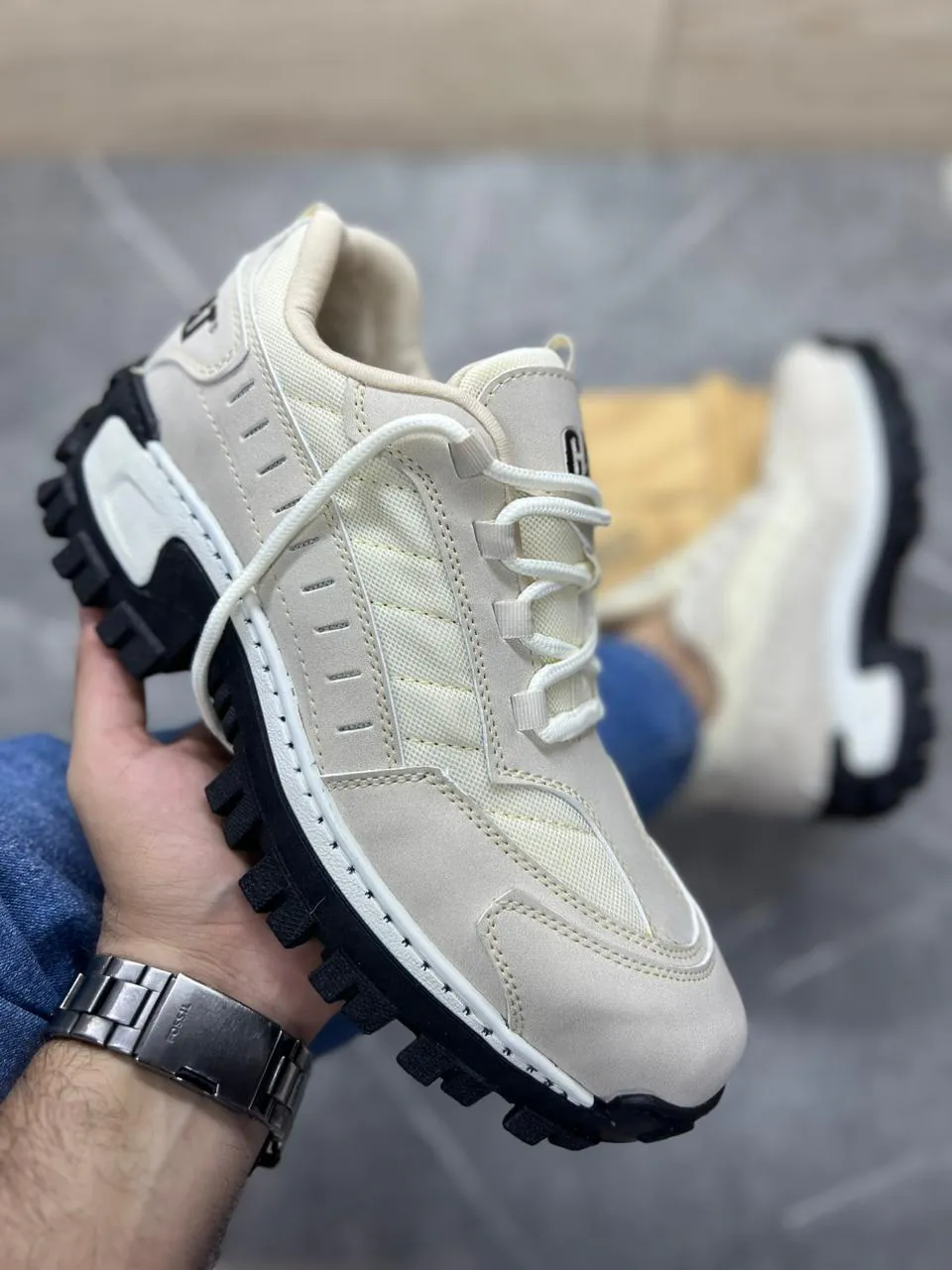 Caterpillar Corte Malla: Zapatos Casuales con Estilo y Comodidad - CATERPILLAR CORTE MALLA