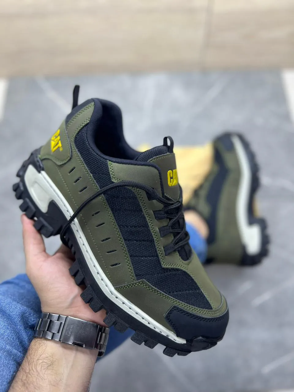 Caterpillar Corte Malla: Zapatos Casuales con Estilo y Comodidad - CATERPILLAR CORTE MALLA