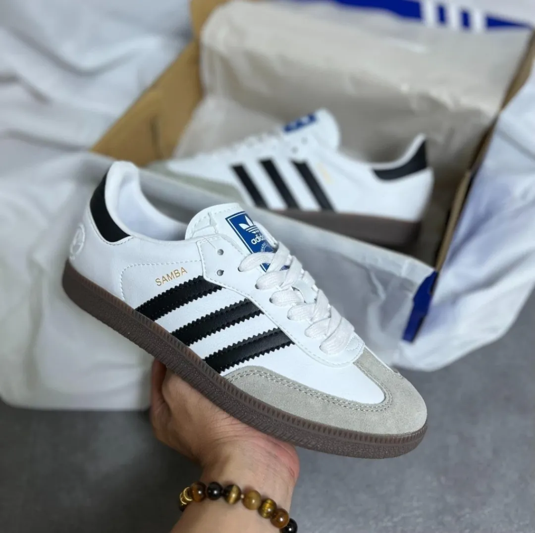 Adidas Samba: El ícono del estilo deportivo - ADIDAS SAMBA