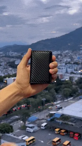 BILLETERA CON SEGURIDAD RFID: Estilo y protección en un solo diseño