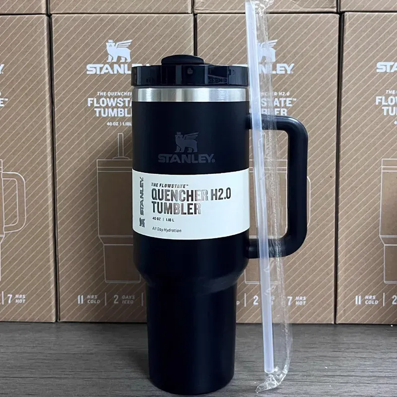 Vaso Stanley con Accesorios: ¡Hidratación de Primera Calidad! - Vaso Stanley con Accesorios