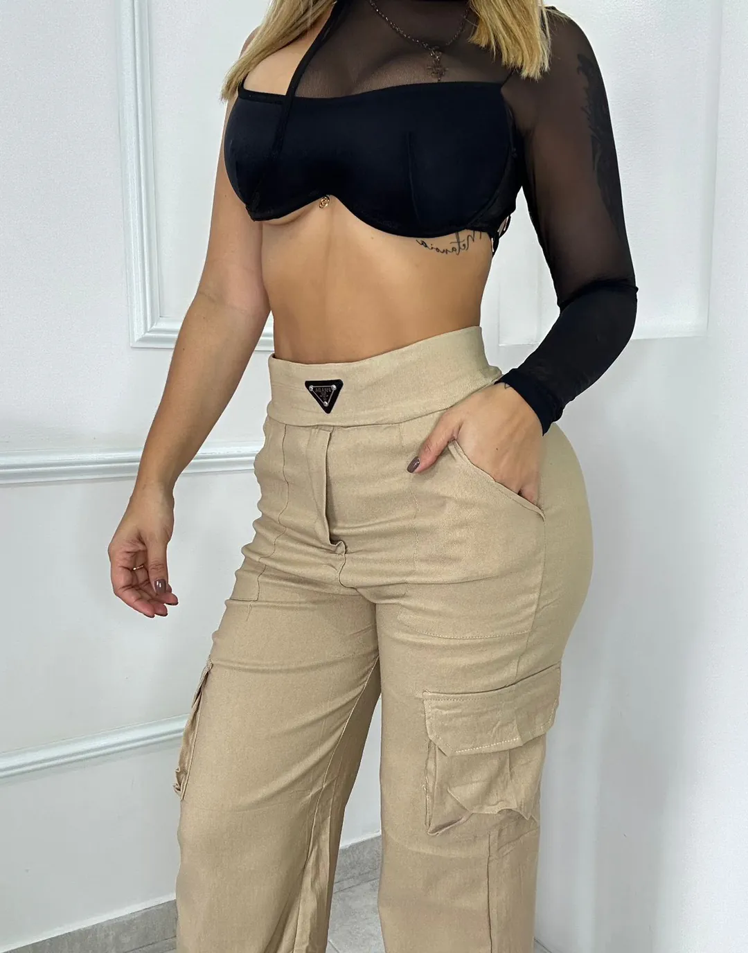 Pantalón Cargo Brenda: Estilo y Comodidad - Pantalón  Cargo Brenda