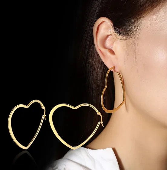 Pendientes Aritos Heart+CAJAREGALO DP: Elegancia y Estilo en un Solo Corazón - Pendientes  Aritos Heart+CAJAREGALO DP