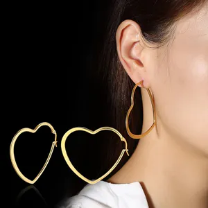 Pendientes Aritos Heart+CAJAREGALO DP: Elegancia y Estilo en un Solo Corazón - Pendientes  Aritos Heart+CAJAREGALO DP