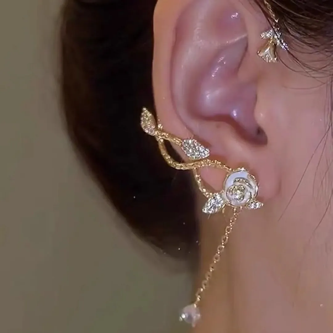 ARETES FLOR MARIPOSA: Elegancia y Belleza sin Perforaciones - ARETES FLOR MARIPOSA