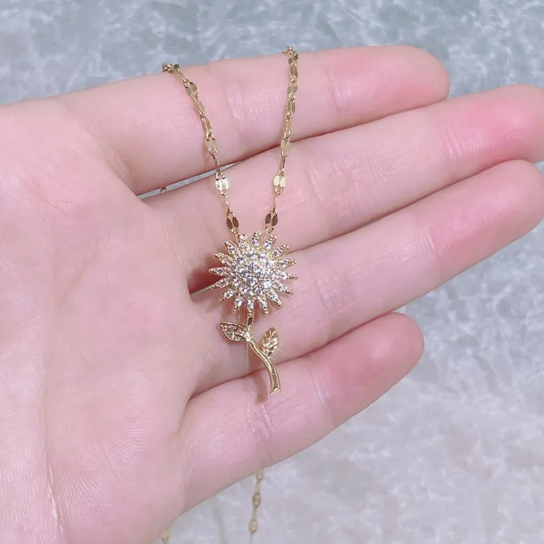 Un Toque de Brillo: Zirconias y Perlas