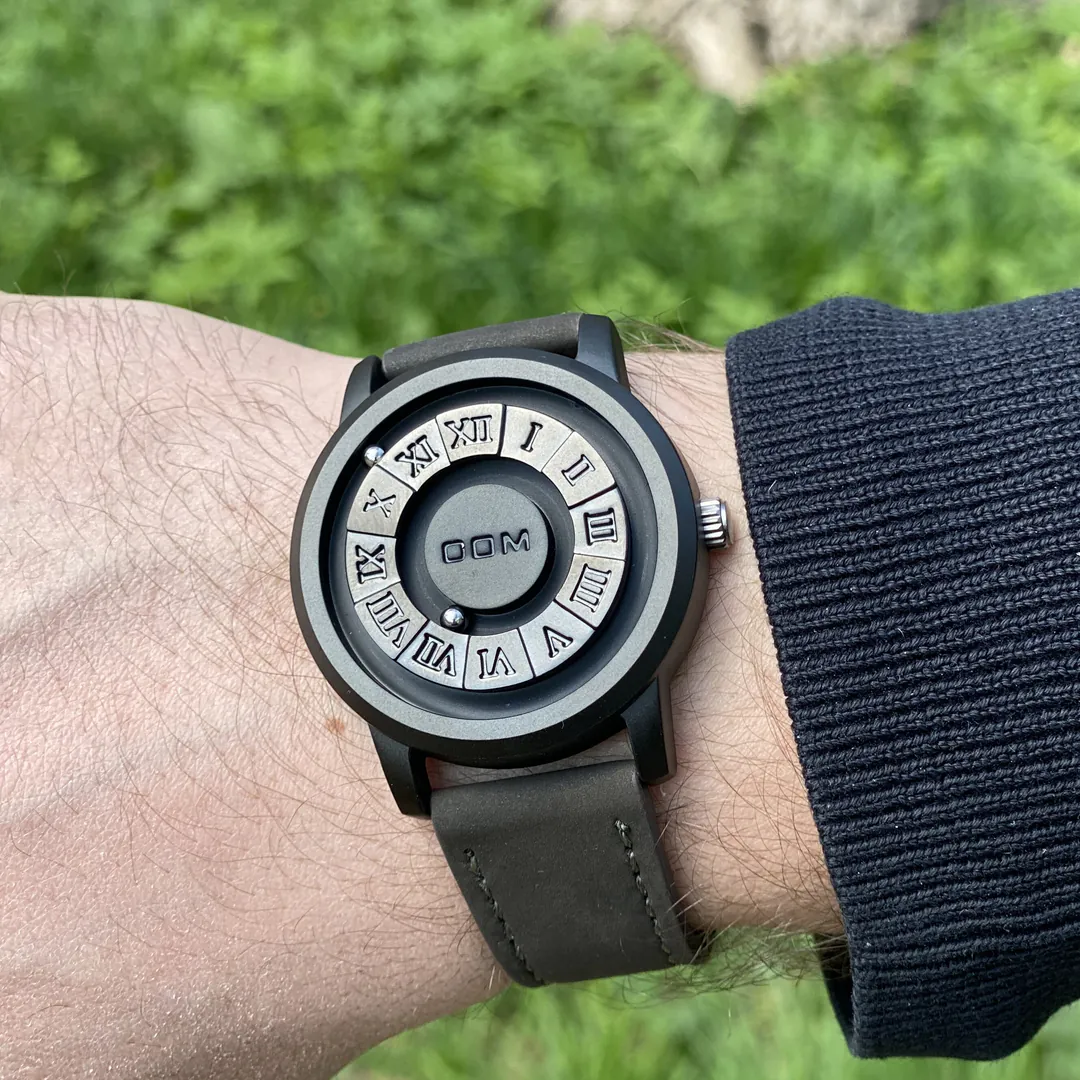Reloj FoxBox Magnético Acero: Estilo y Precisión en tu Muñeca - Reloj FoxBox Magnético Acero
