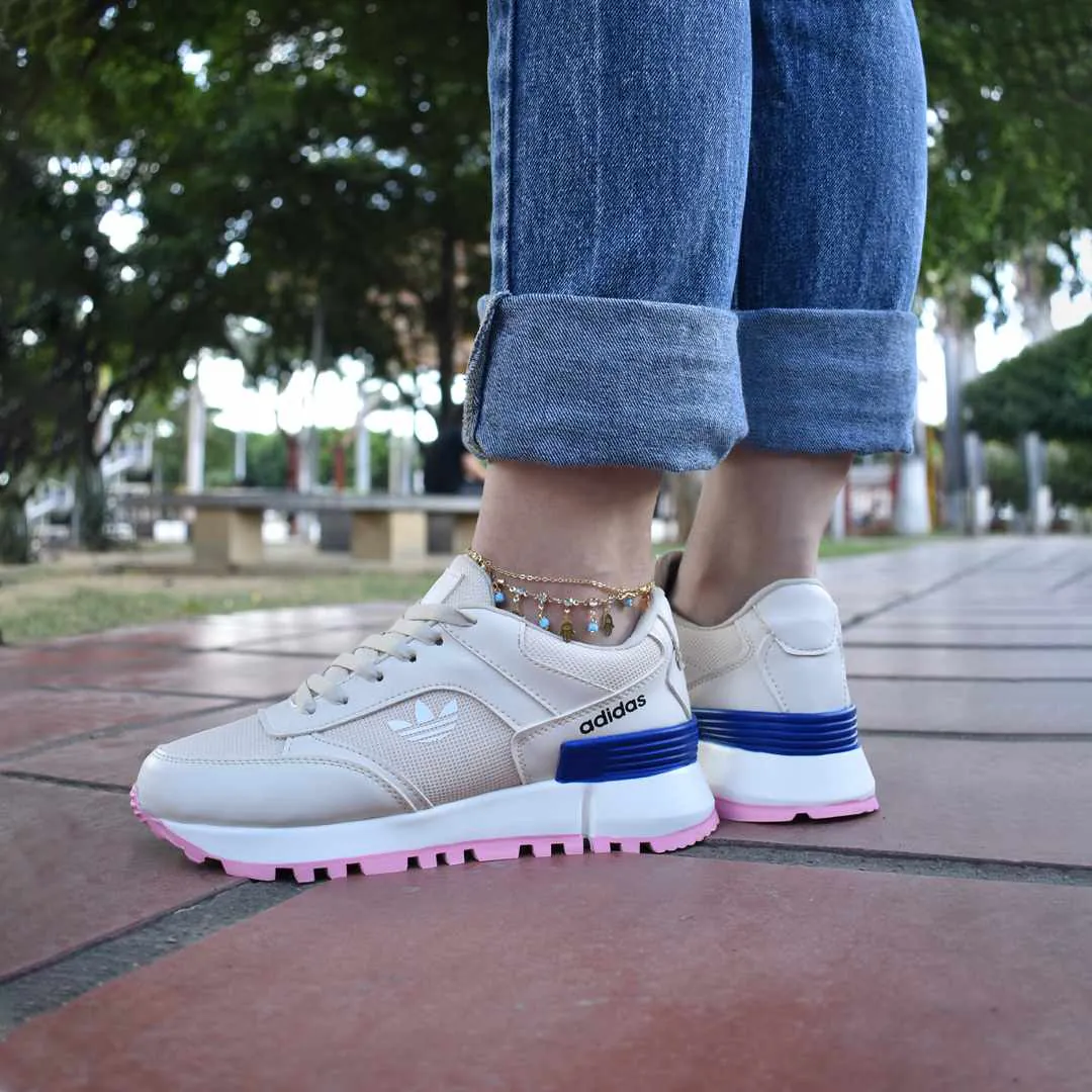 Adidas Trebol Beige Dama: Estilo Deportivo y Comodidad Inigualable - Adidas Trebol Beige  Dama