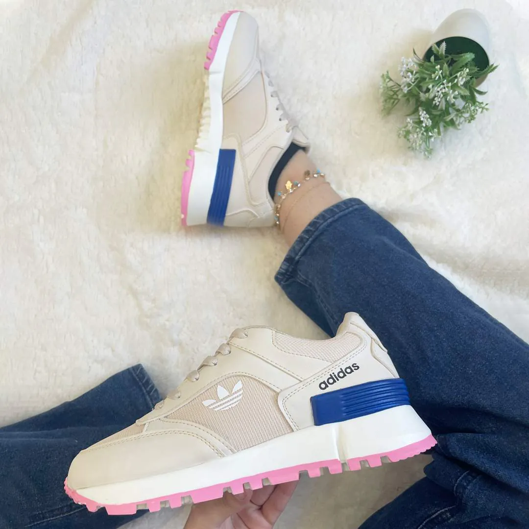 Adidas Trebol Beige Dama: Estilo Deportivo y Comodidad Inigualable - Adidas Trebol Beige  Dama