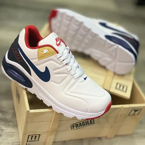 Nike Comando Blanco: Tu Estilo, Tu Comodidad