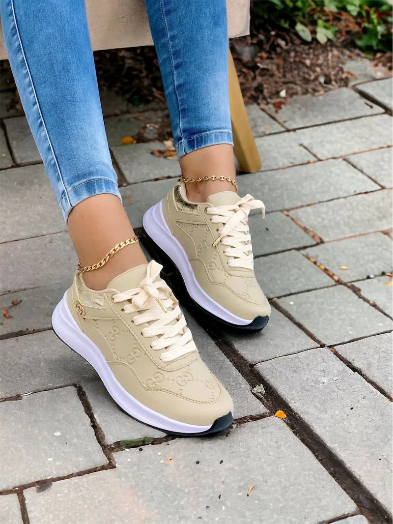Tenis Gucci Clásicos: Elegancia y Estilo Incomparable