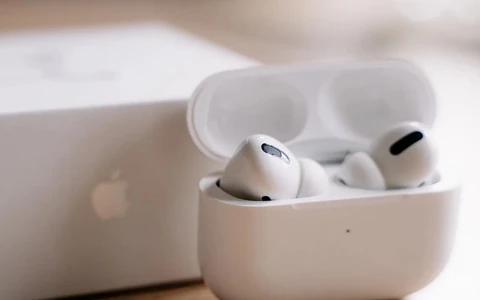 AirPods Pro (2ª Generación): Experimenta el Sonido como Nunca Antes