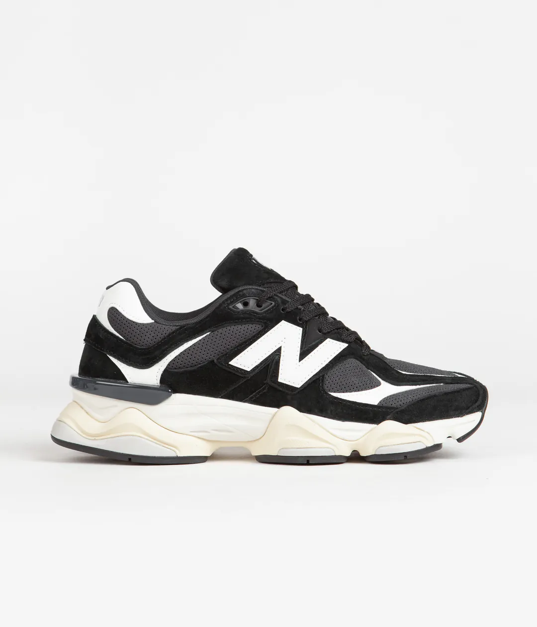 NIKE 9060 DAMA: Eleva tu estilo con la comodidad definitiva - New Balance 9060 DAMA