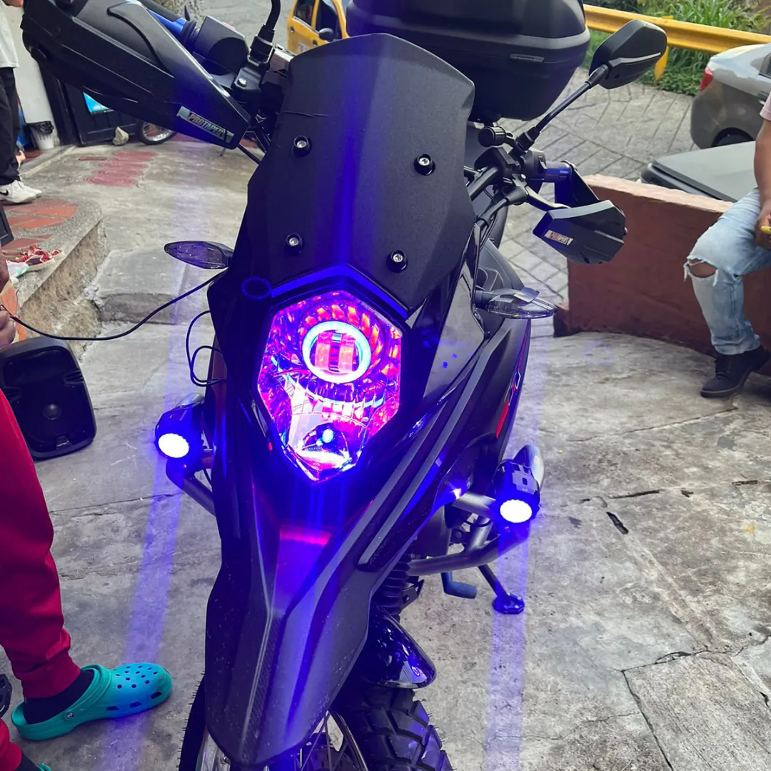 Proyector Promocion: BOMBILLO OJO DE DIABLO BICOLOR🔥 - Proyector Promocion