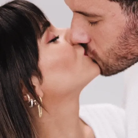¡Labios Voluminosos y Cautivadores!