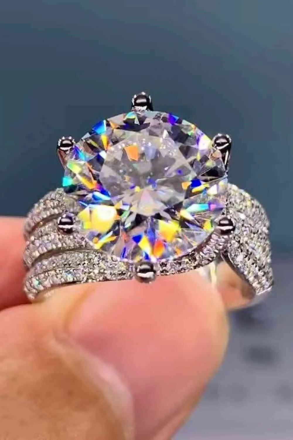 Anillo de Cristales Elegante: Moissanita de 3 Quilates - Anillo de cristales elegante