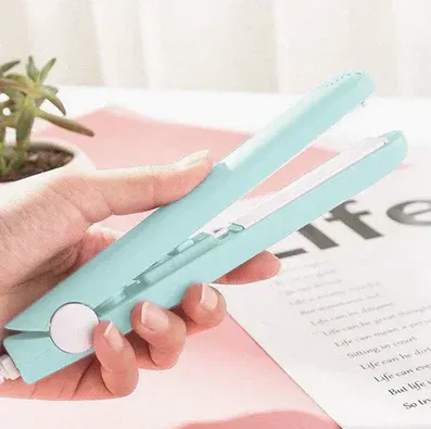 Mini Plancha Viajera Para Cabello: ¡Estiliza tu cabello en cualquier lugar! - Mini Plancha Viajera Para Cabello