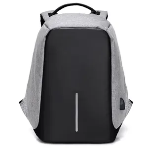 Maleta Antirrobo con Cable USB: Seguridad y Estilo en Movimiento - Maleta Antirrobo de tirantas