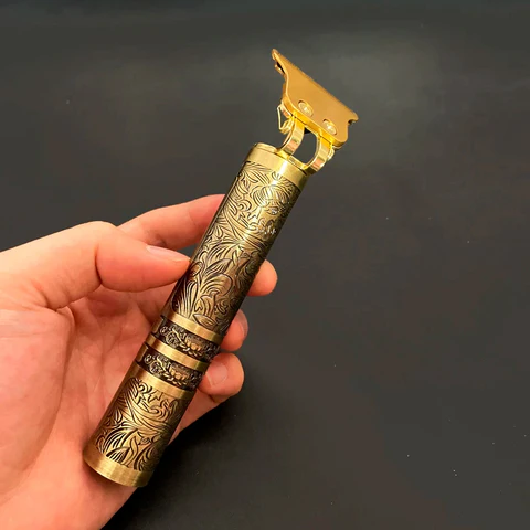 Combo Maquina Peluquería + Patillera Bud: El Kit Perfecto para un Afeitado Profesional
