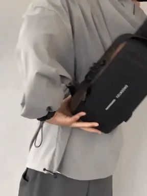 Combo Bolso Canguro + Caja Reloj Audifonos: ¡Seguridad y Estilo en un Solo Paquete! - combo bolso canguro+caja reloj audifonos