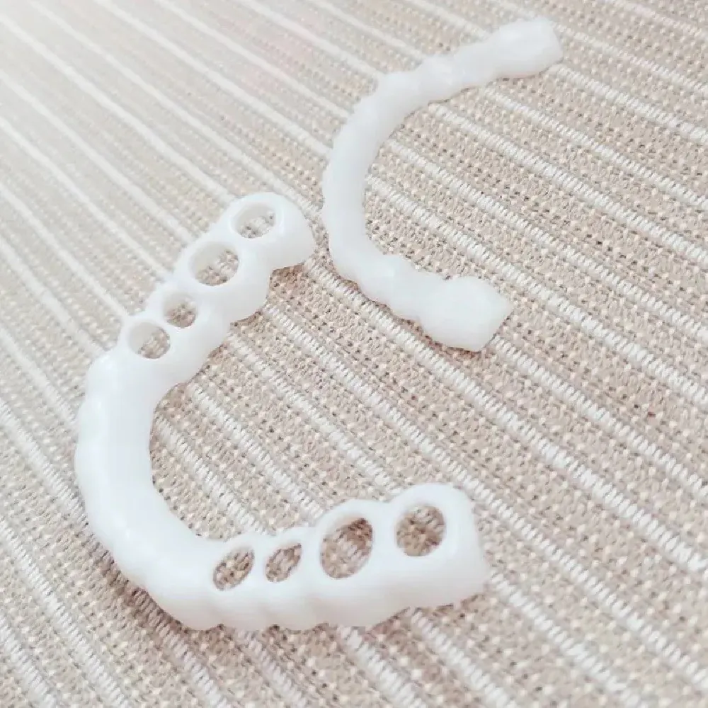 Montura Carillas Dentales Postizas: La Sonrisa Perfecta al Alcance de Tu Mano - Montura Carillas dentales postizas