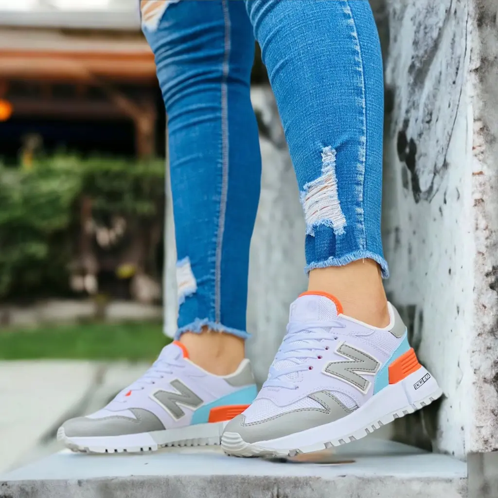 Tenis New Balance Dama Gris Naranja: Estilo y Comodidad en Cada Paso - Tenis New Balance Dama Gris Naranja