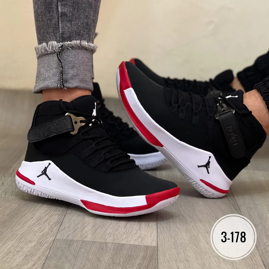 Botines Jordan Rojo Unisex: Estilo y Rendimiento en Cada Paso - Botin Jordan Rojo Unisex