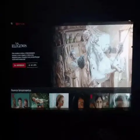 Video Beam Proyector 600 Lúmenes Portátil: ¡Tu Cine en Casa al Alcance de la Mano!