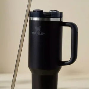TERMO STANLEY QUENCHER H2.0: ¡El Vaso Más Viral del 2024! - TERMO STANLEY QUENCHER  H2.0