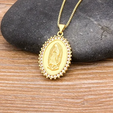 Collar Virgen María bañado en oro: Un símbolo de fe y protección - PROMO| Elegante Collar Virgen María